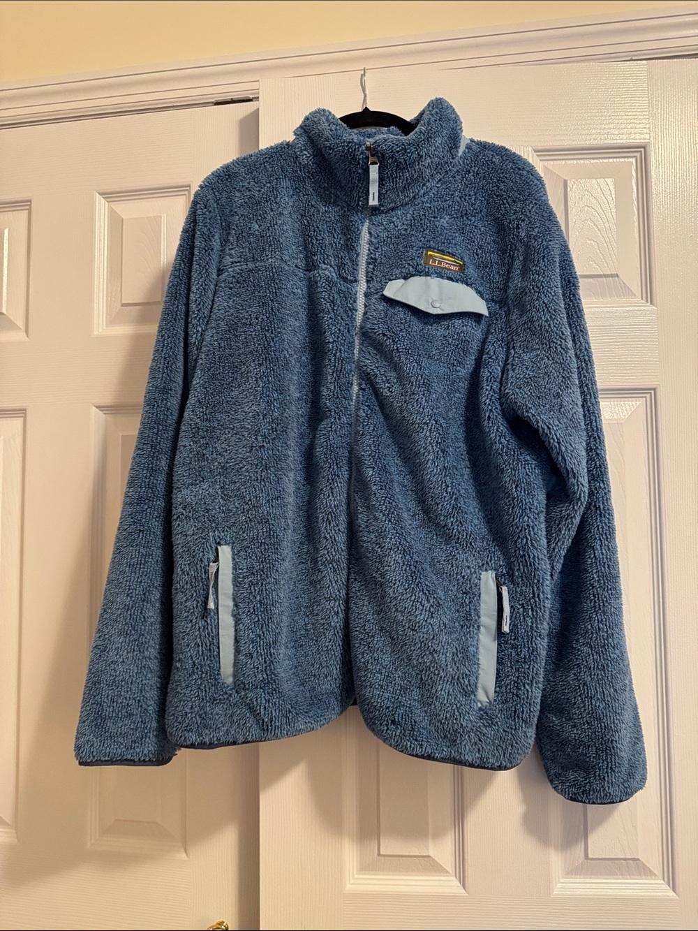L.L. Bean Women's Blue Sherpa Fleece Full Zip Jacket - Size XL